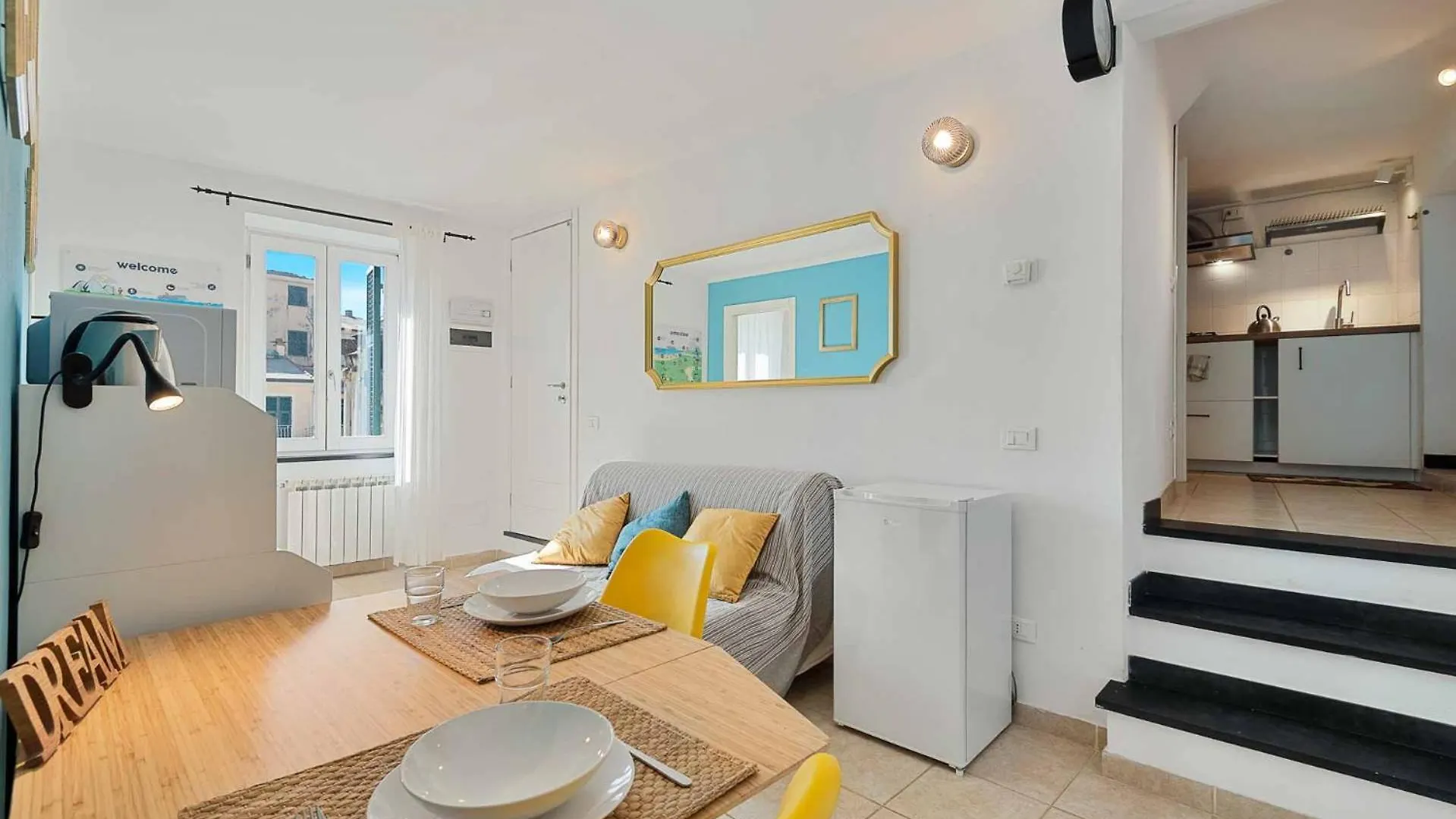 Eco Nella Roccia Apartment Vernazza Italy